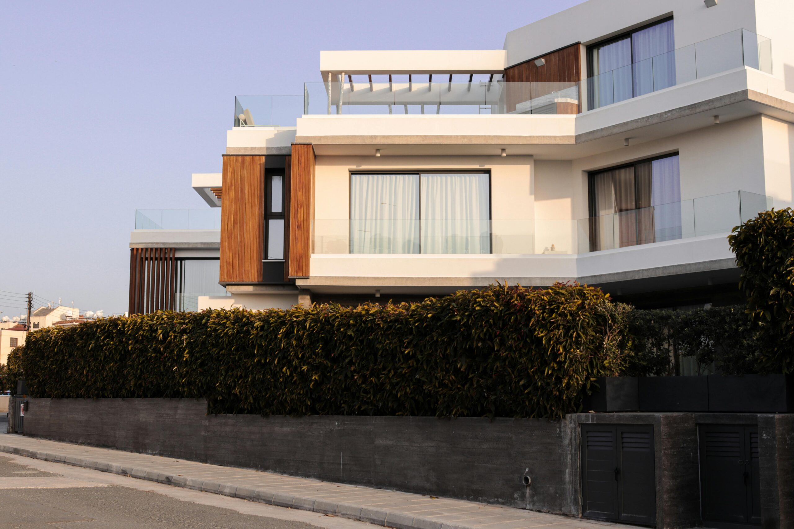 Window Cleaning in Rancho Santa Fe: Keeping Estate Glass Crystal Clear